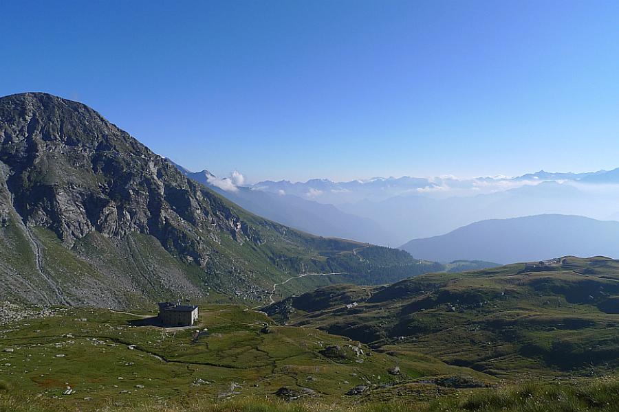 PALASINAZ LAKE BASIN