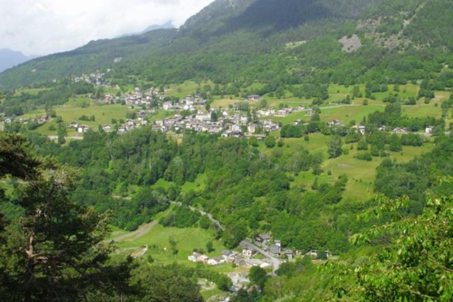 Challand-Saint-Anselme  Presentation of the book Cento Cime