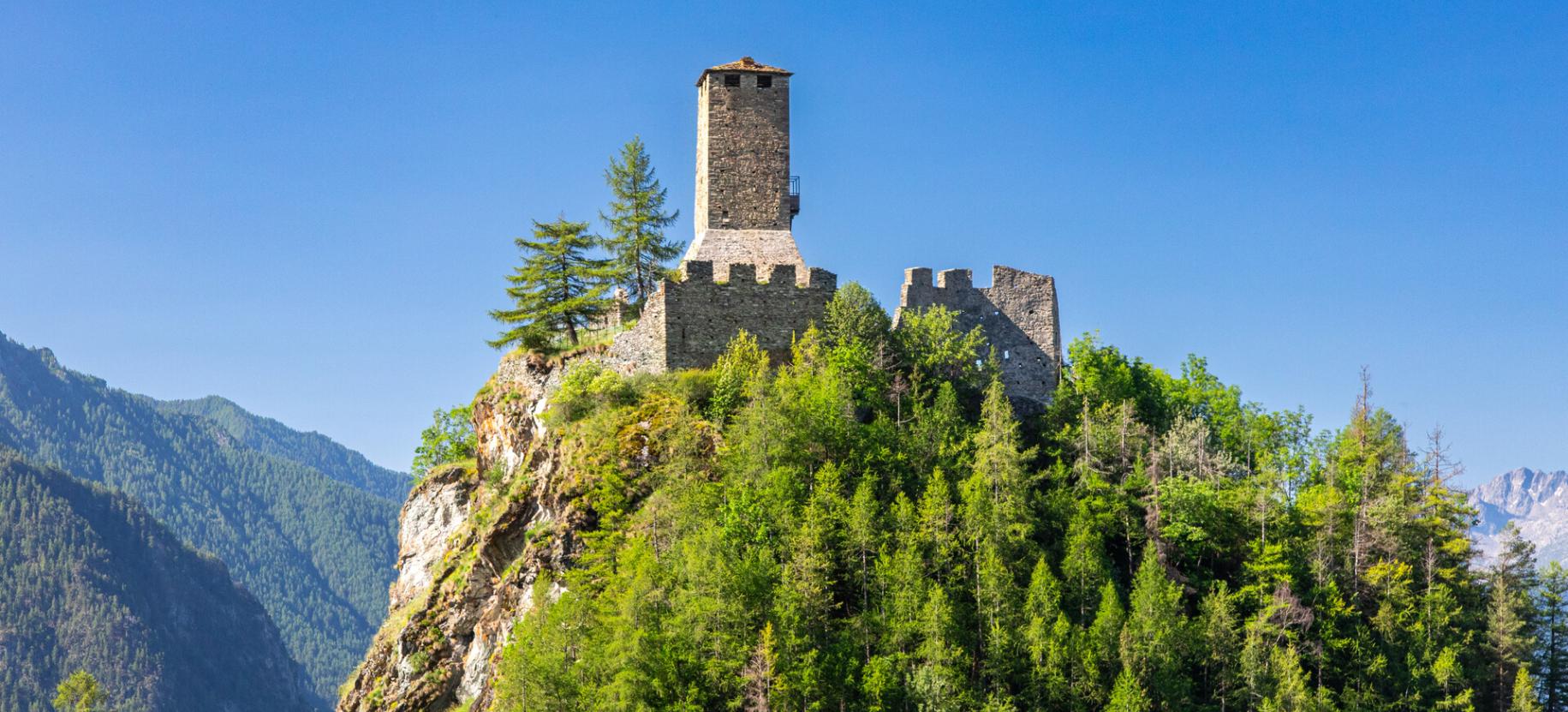 Castello di Graines  Presentazione del libro Castelli da fiaba in Valle d'Aosta