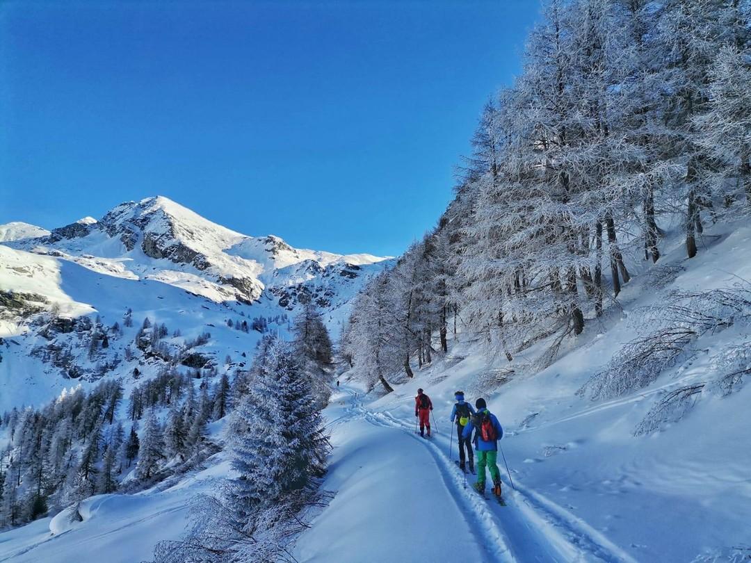Ski mountaineering in brusson