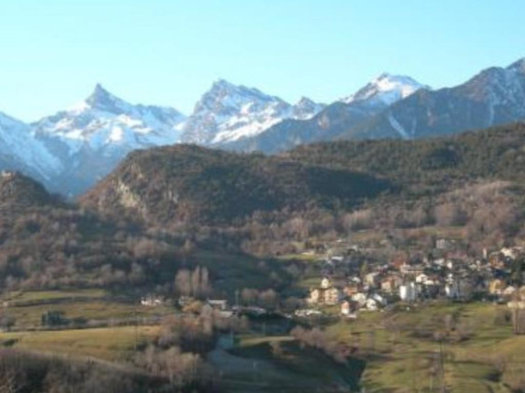 Legends and short stories in Val d'Ayas: from traditional legend to theatrical play.