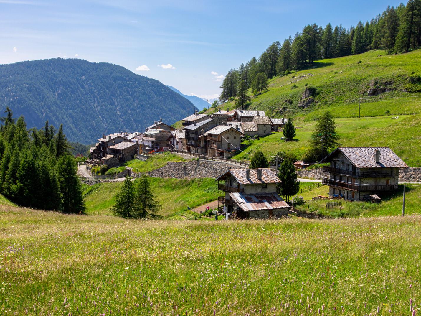 Estoul  Yoga & Trekking