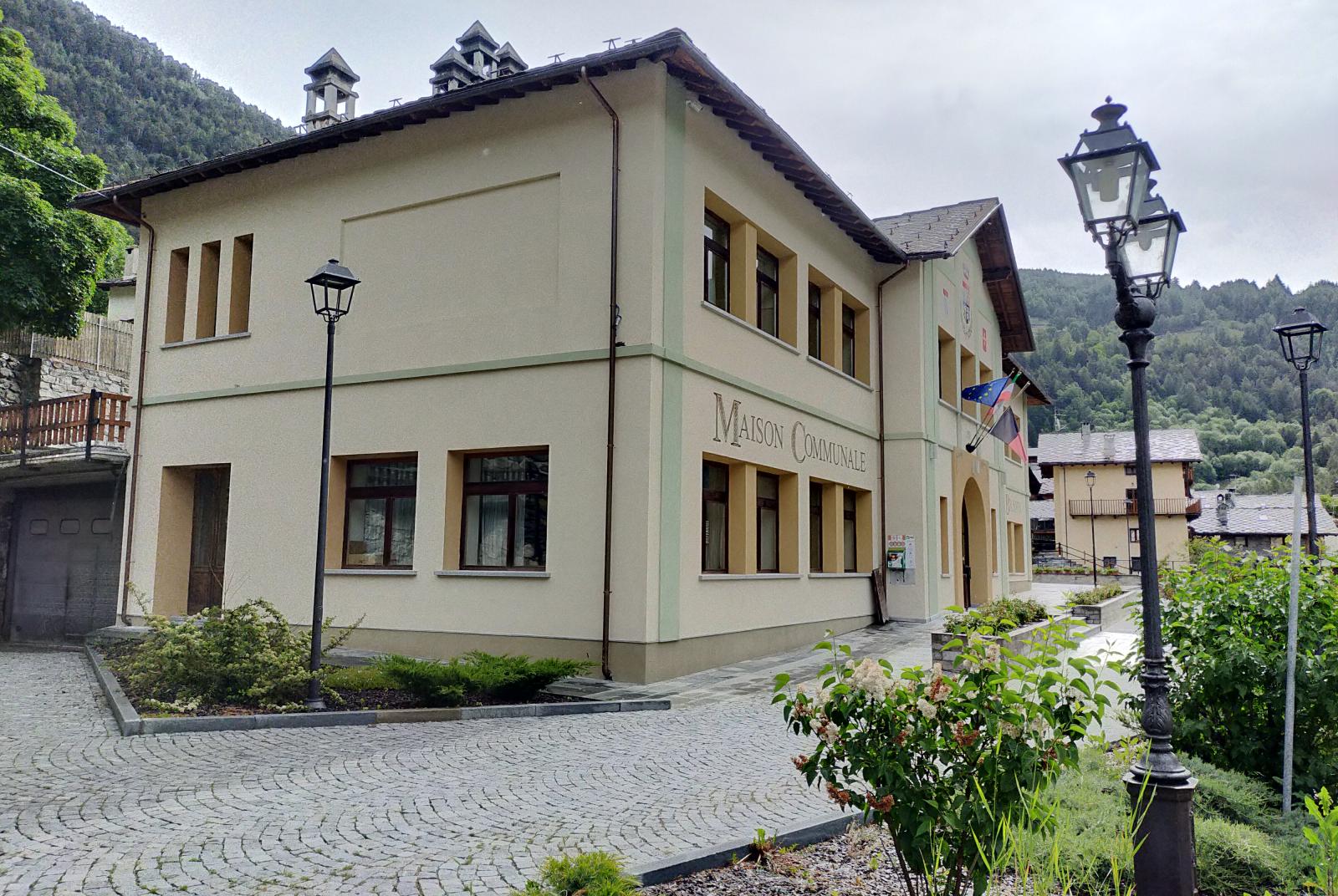 Piazza del Municipio  Presentation of the book Fairy Tale Castles in Valle d'Aosta