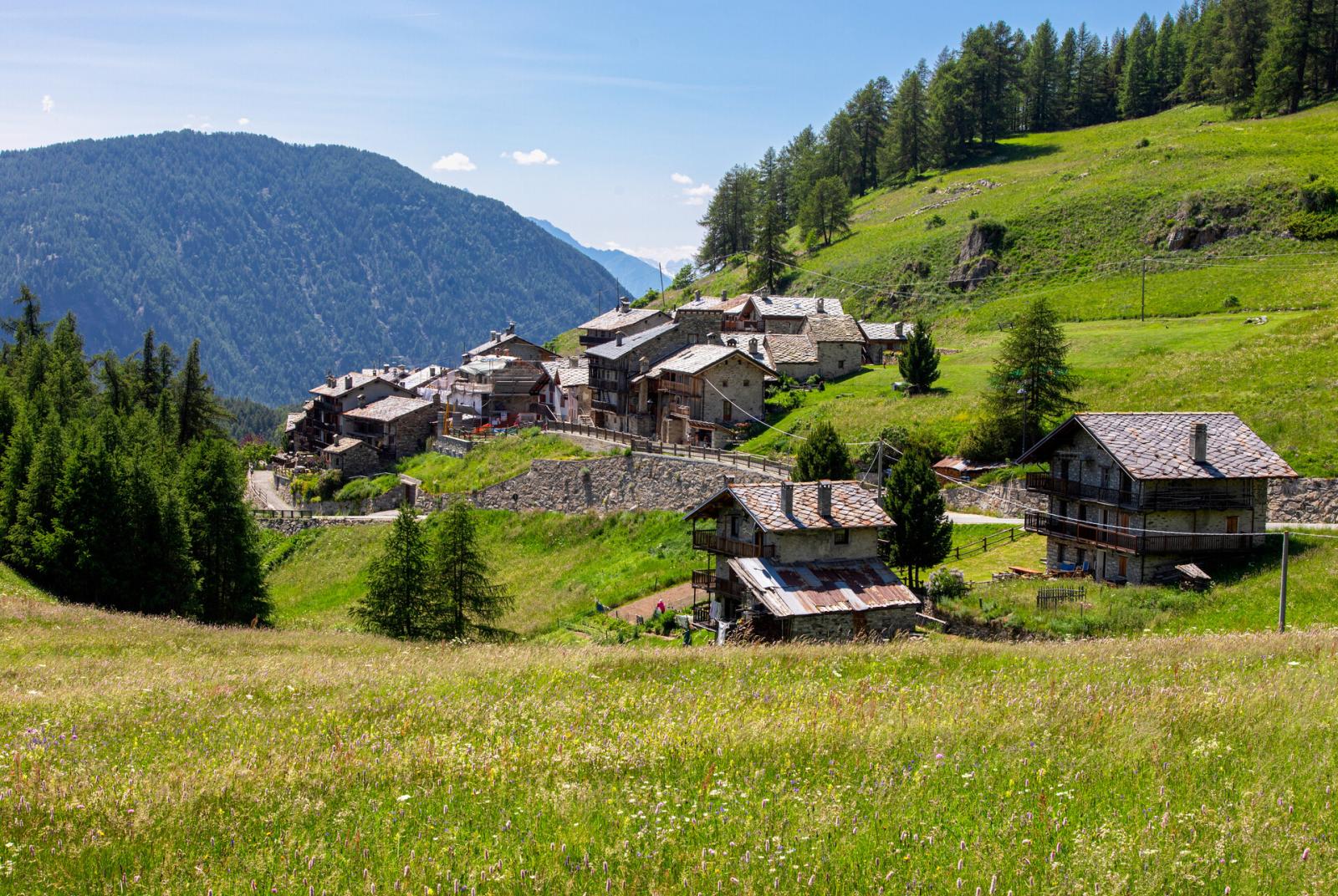 Estoul  Yoga & Trekking