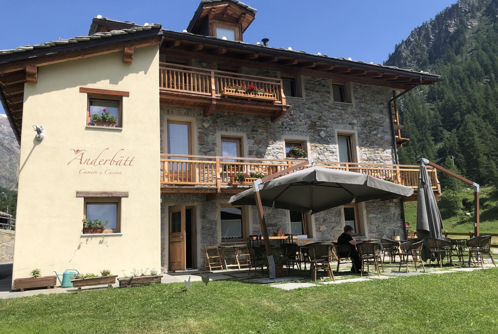 LOCANDA ANDERBÄTT – CHAMBRES D’HÔTES